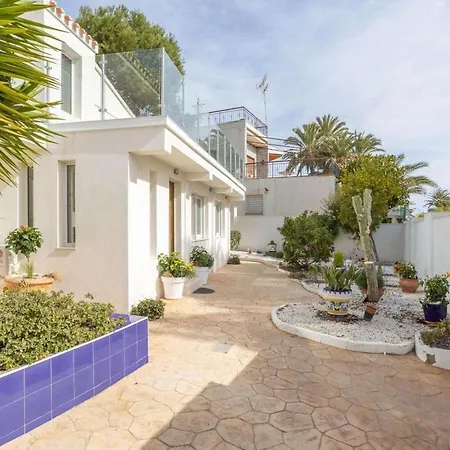 Reuben Villa Dehesa de Campoamor (Orihuela Costa)